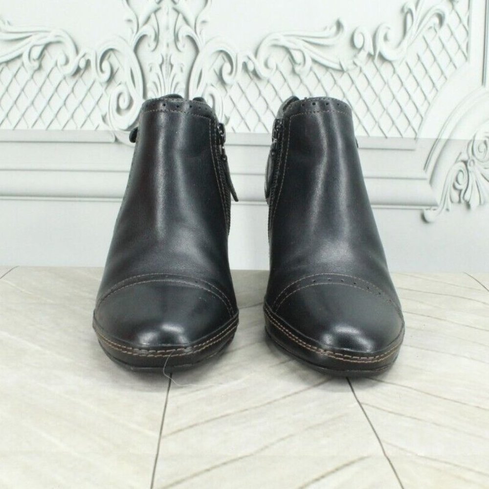 CLARKS Black Leather Strap Side Zip Heeled Ankle Booties Size 5 M - Picture 4 of 9